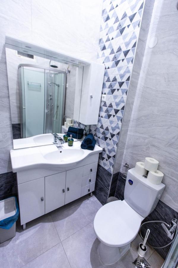 Harmony Residency - 4 Bedrooms Budapest Exterior photo
